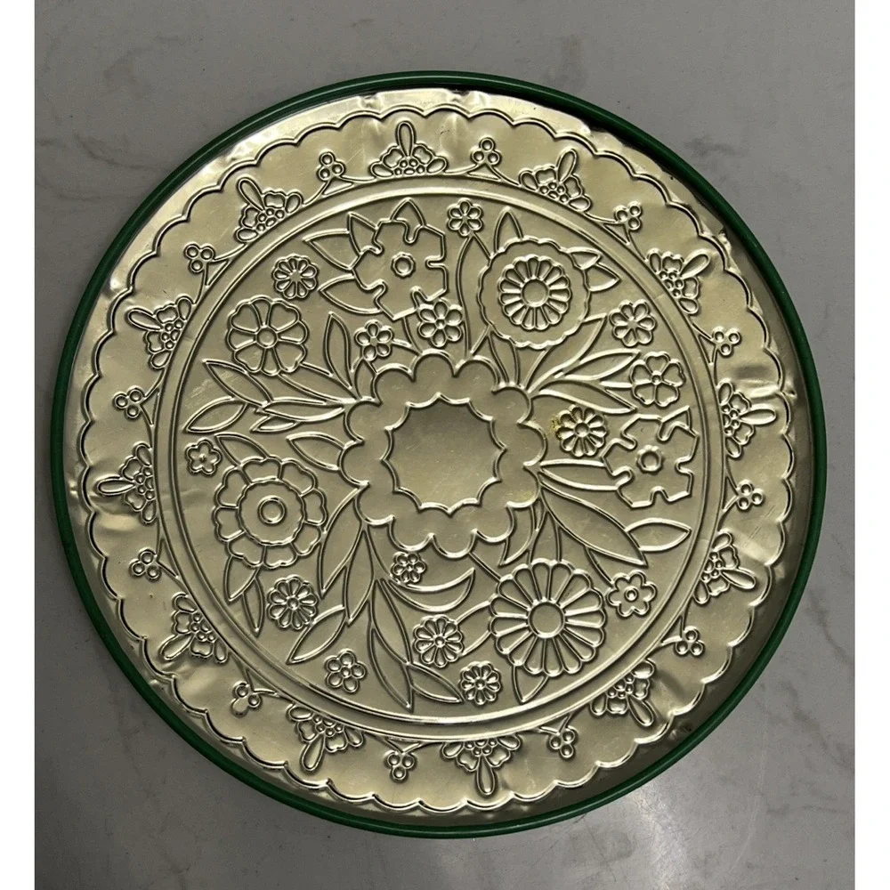 Vtg Daher Embossed Floral Decorative Round Tin‎